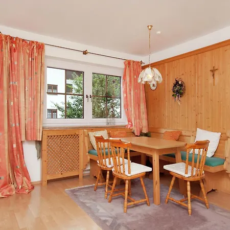 In Going Near Lift Apartamento *